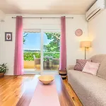 Indigo Apartment